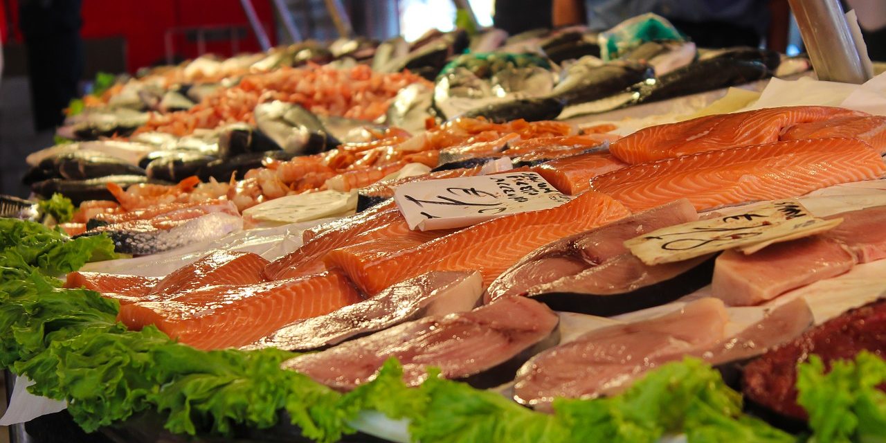 Antipasto di tonno e salmone marinati